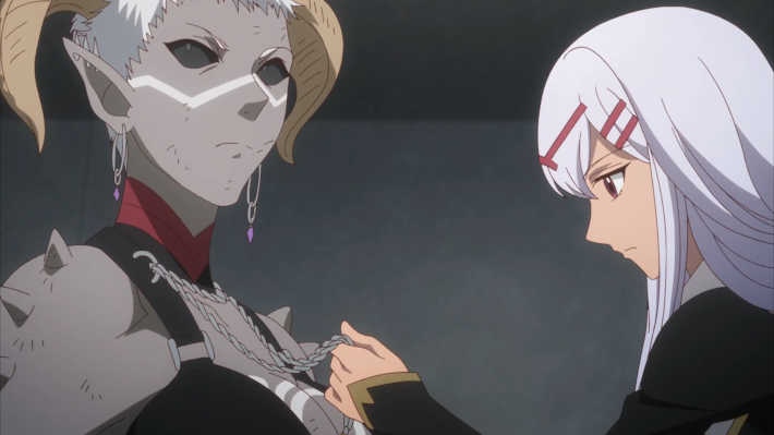 私のペンダントを見てみろ